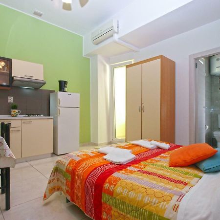 Apartments Oriana 898 Pula Extérieur photo