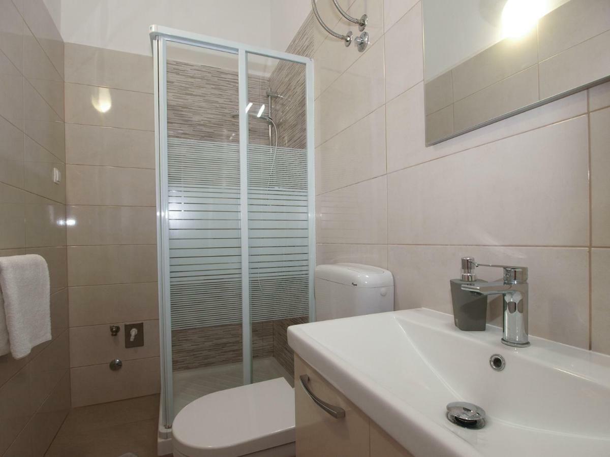 Apartments Oriana 898 Pula Extérieur photo