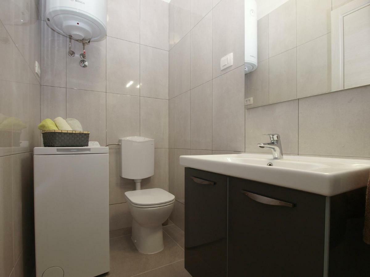Apartments Oriana 898 Pula Extérieur photo