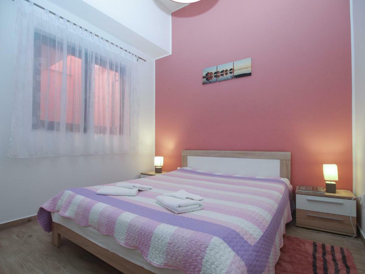 Apartments Oriana 898 Pula Extérieur photo