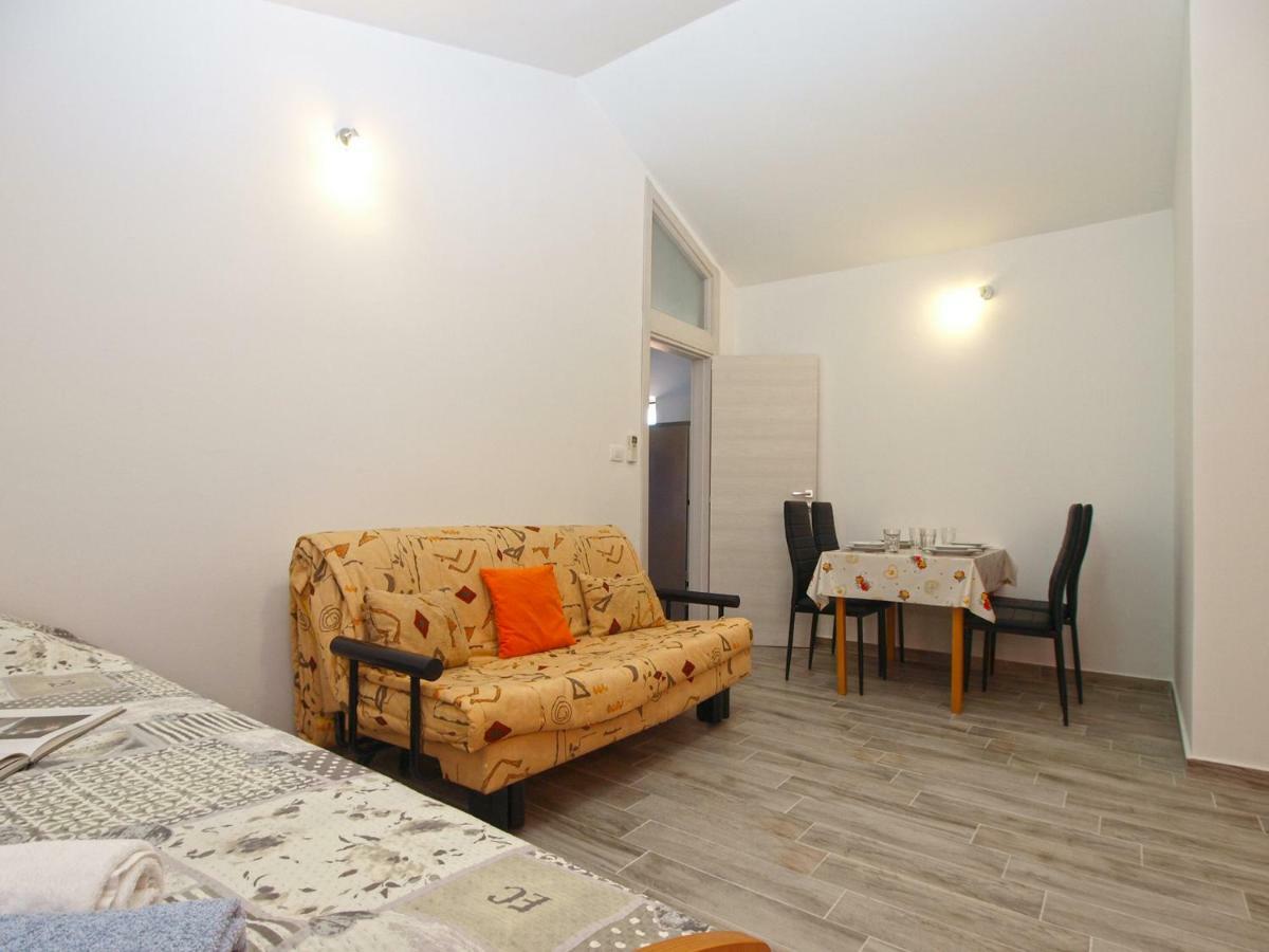 Apartments Oriana 898 Pula Extérieur photo